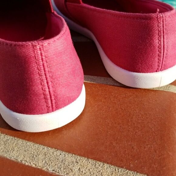 Pink casual canvas embroidered slip on shoes - Picture 6 of 8